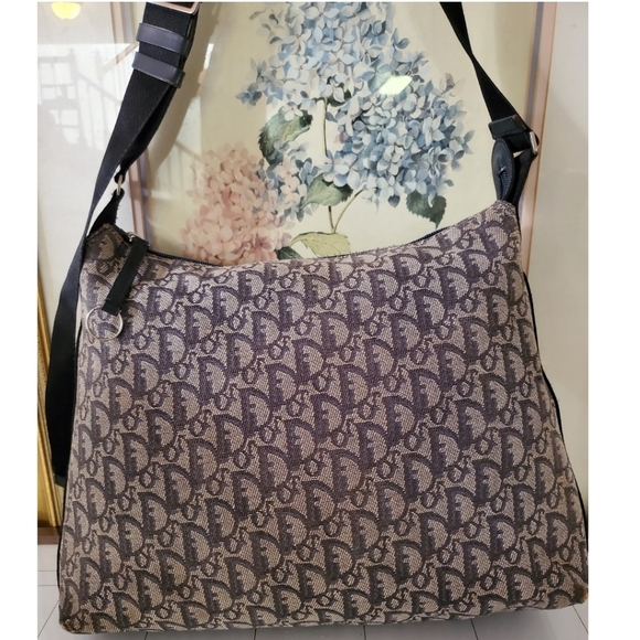 Christian Dior Monogram Messenger Bag - Picture 2 of 12